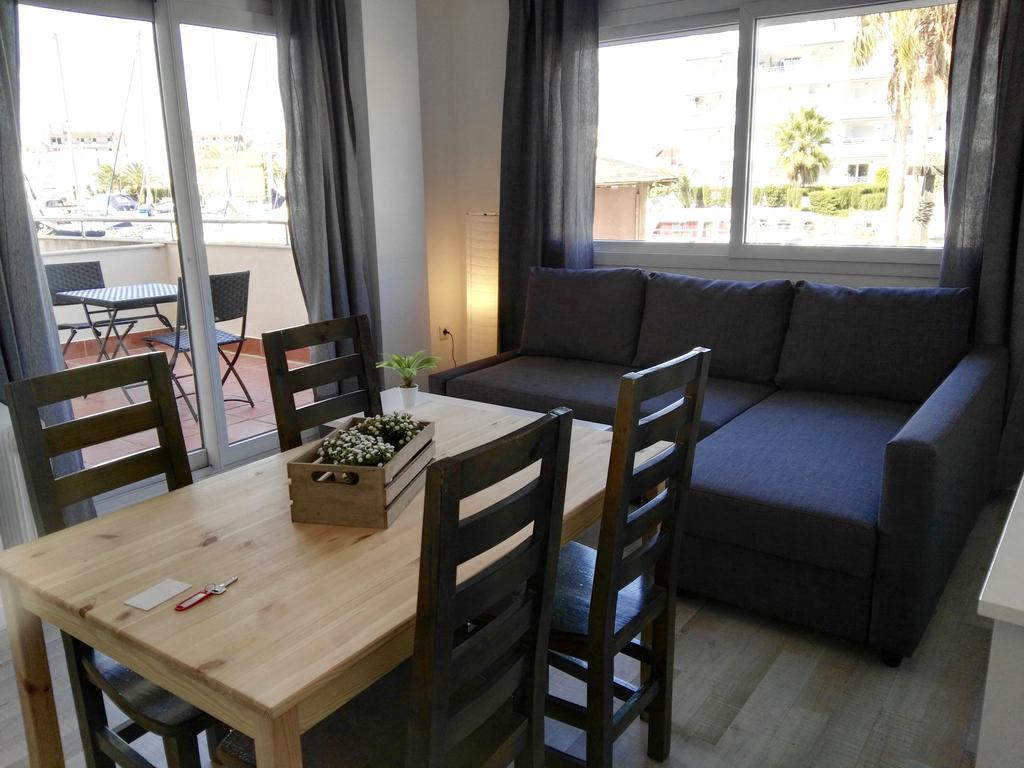 Vista Roses Mar - Apartamento Con Piscina エクステリア 写真
